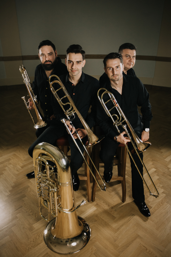 Muzyczna Fontanna -Brass Riders