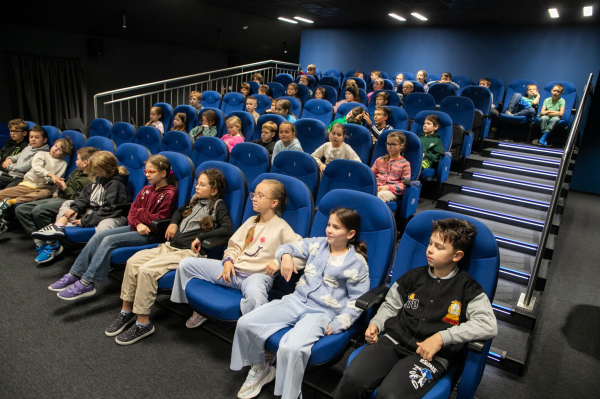 565704585 1409739344486626 1793610503187386507 n