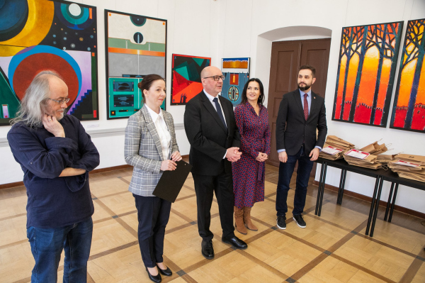 Przedstawiciele CKIS, Gminy i Jury witają gości 