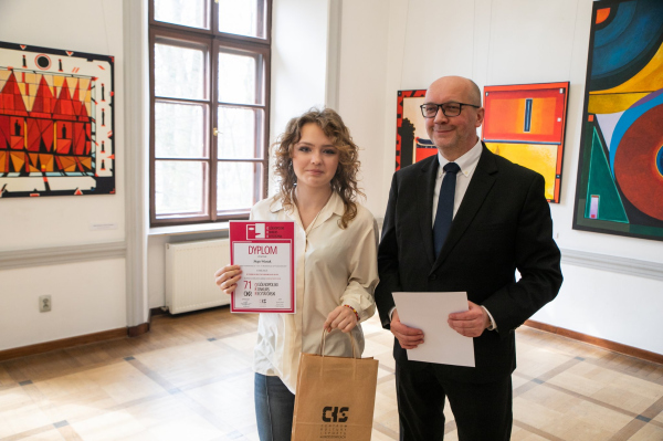 Laureaci podczas wręczania nagród