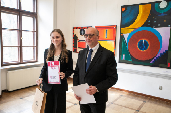 Laureaci podczas wręczania nagród