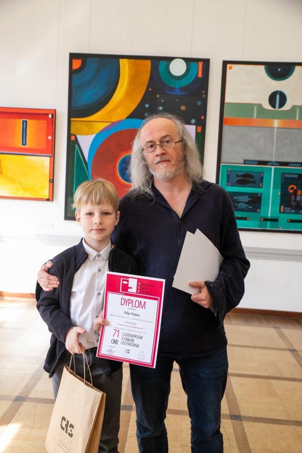 Laureaci podczas wręczania nagród