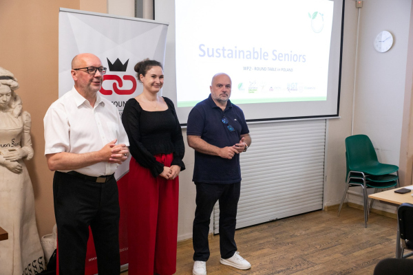 Dyrektor CKiS wita gości spotkania
